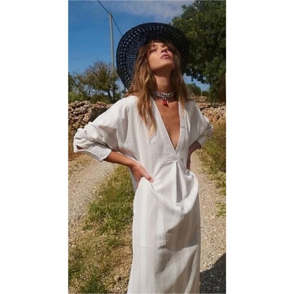 NWOT FREE PEOPLE Yumi Striped Long Sleeve Cotton V-Neck Maxi Dress in White Tan - Picture 1 of 8
